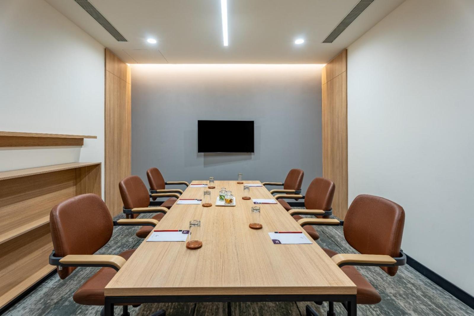 Park Inn & Suites By Radisson Thrissur East Fort Екстериор снимка
